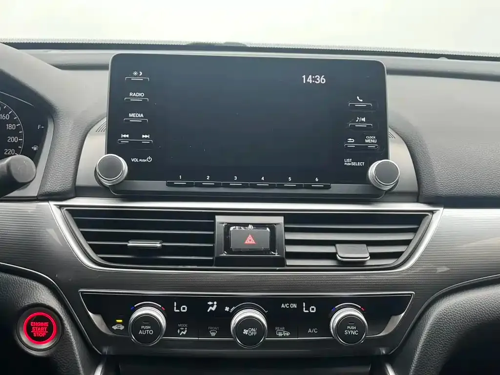 Honda Accord — фото 7