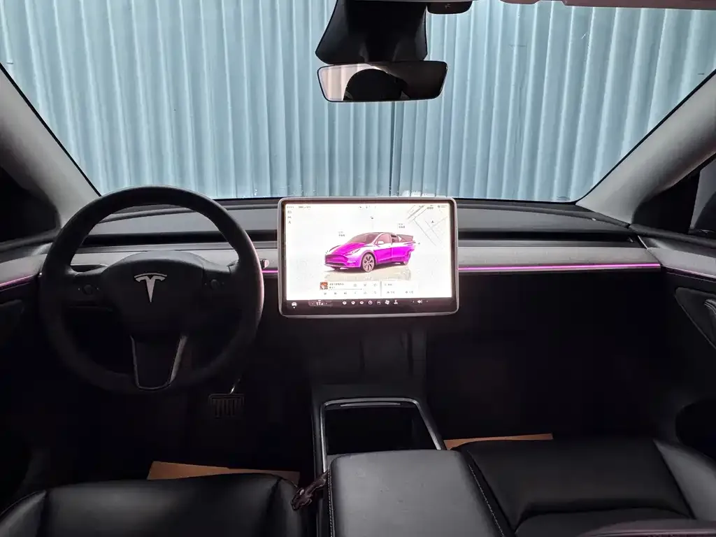 Tesla Model Y — фото 2
