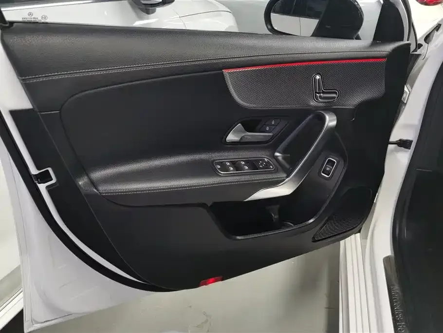 Mercedes-Benz A-Class 2021 из CN, фото 5