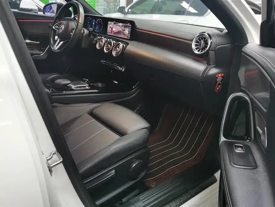 Mercedes-Benz A-Class 2021 из CN, фото 4