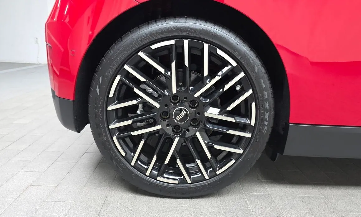 Mini Cooper 2024 из KR, фото 10