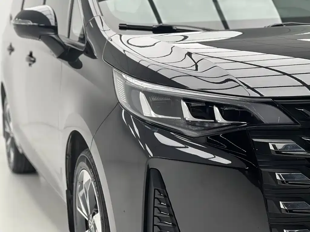 GAC Motor Trumpchi M6 — фото 8