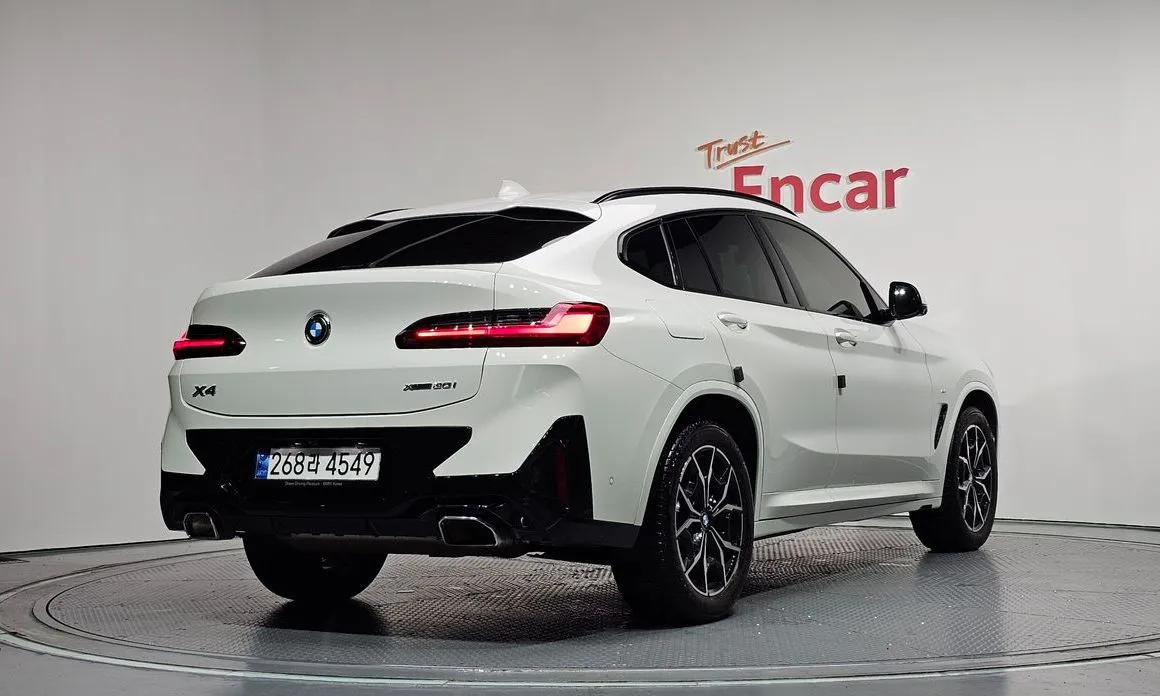BMW X4 — фото 9