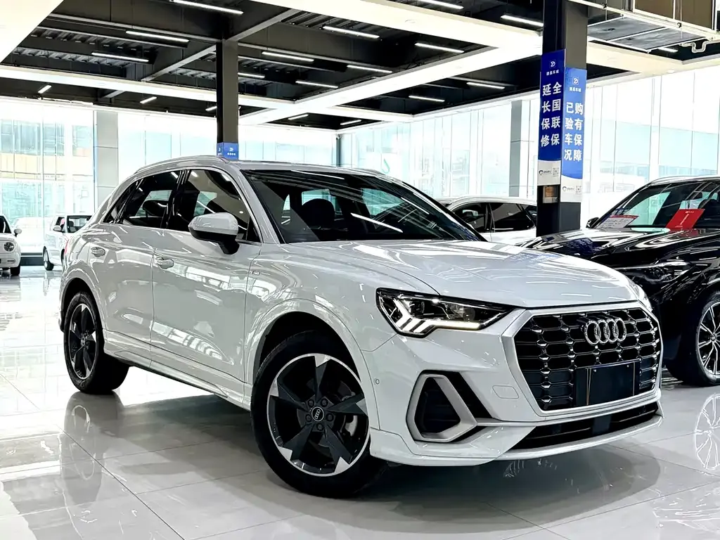 Audi Q3 — фото 4