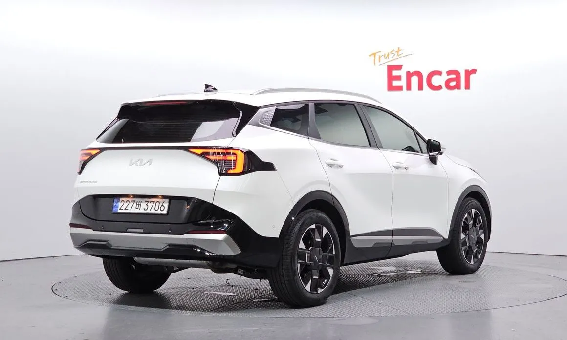 Kia Sportage — фото 6