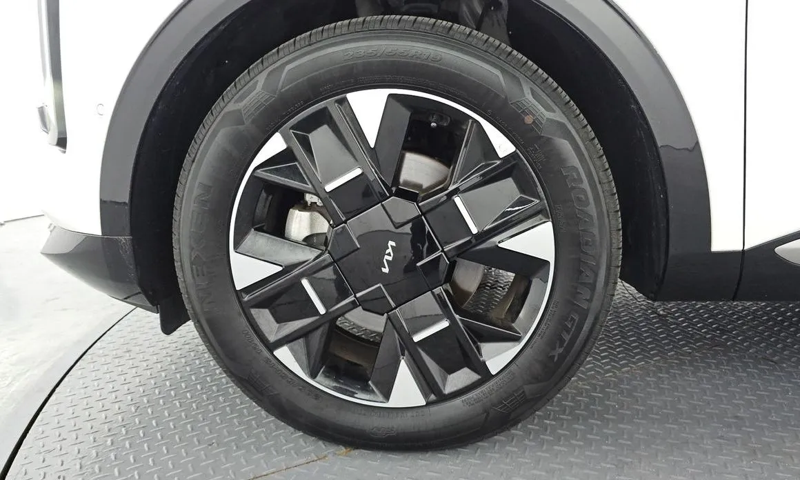 Kia Sportage — фото 8