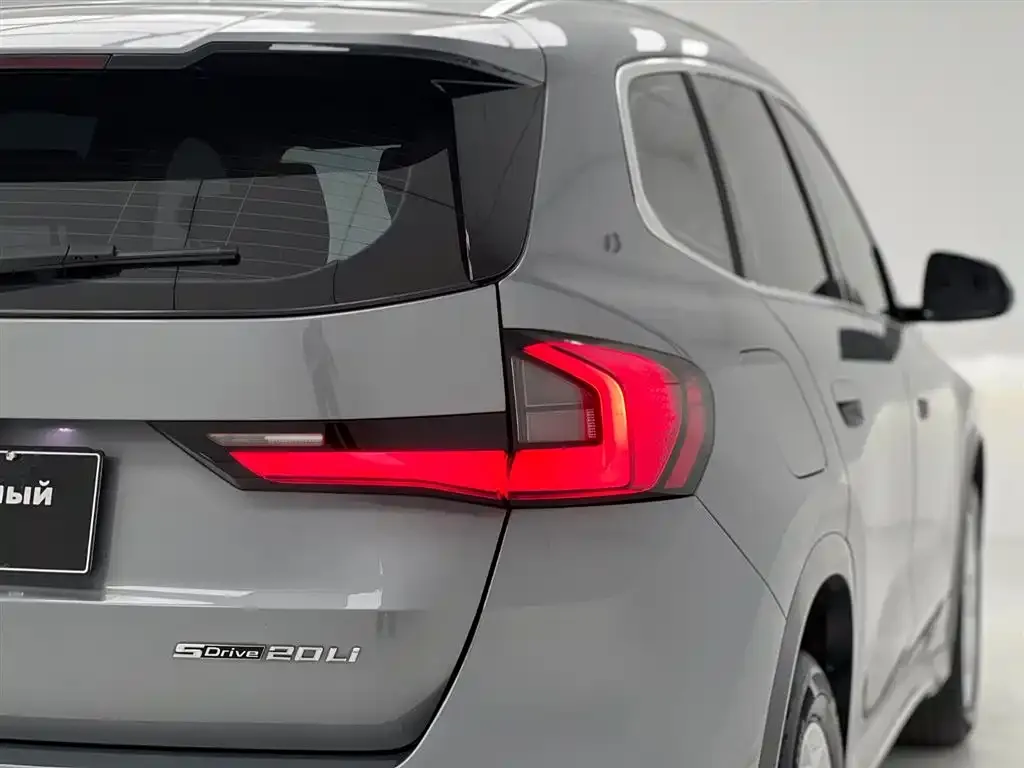 BMW X1 — фото 4