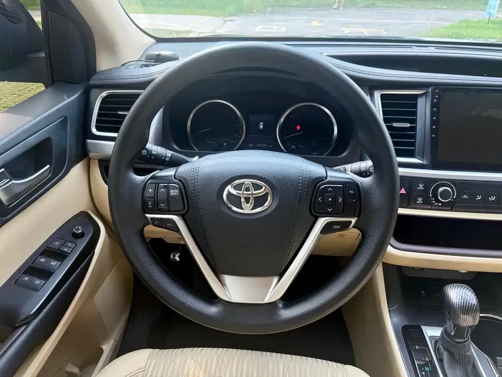 Toyota Highlander 2021 из CN, фото 8