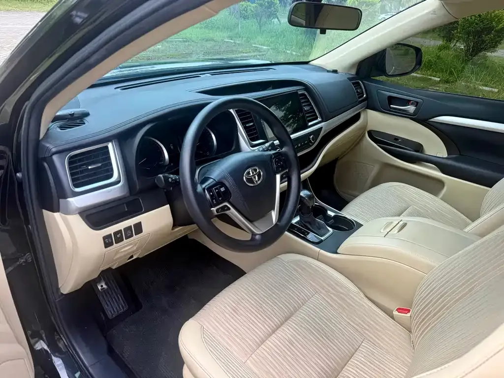 Toyota Highlander 2021 из CN, фото 10