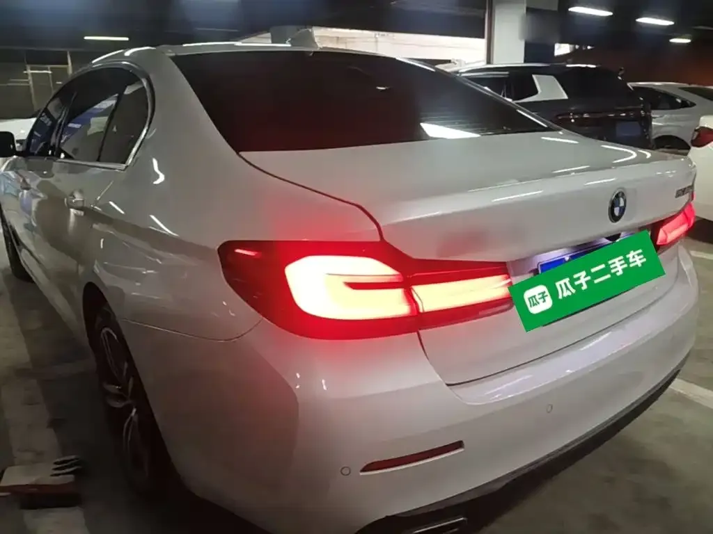 BMW 5 Series — фото 2