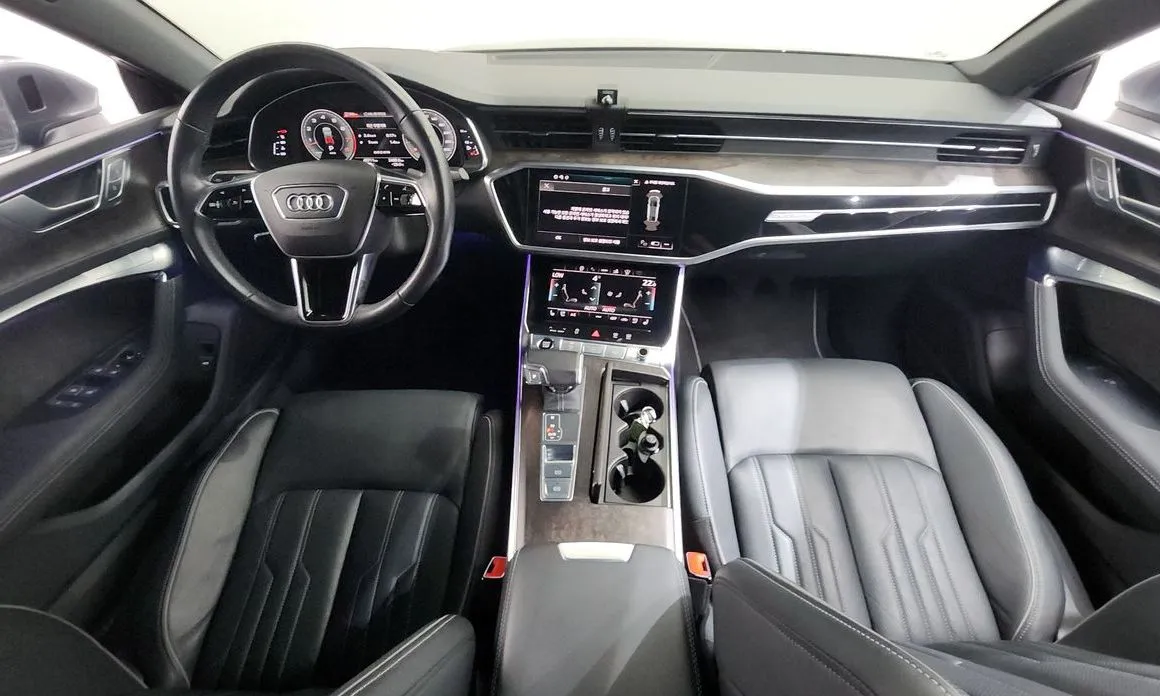 Audi A7 — фото 9