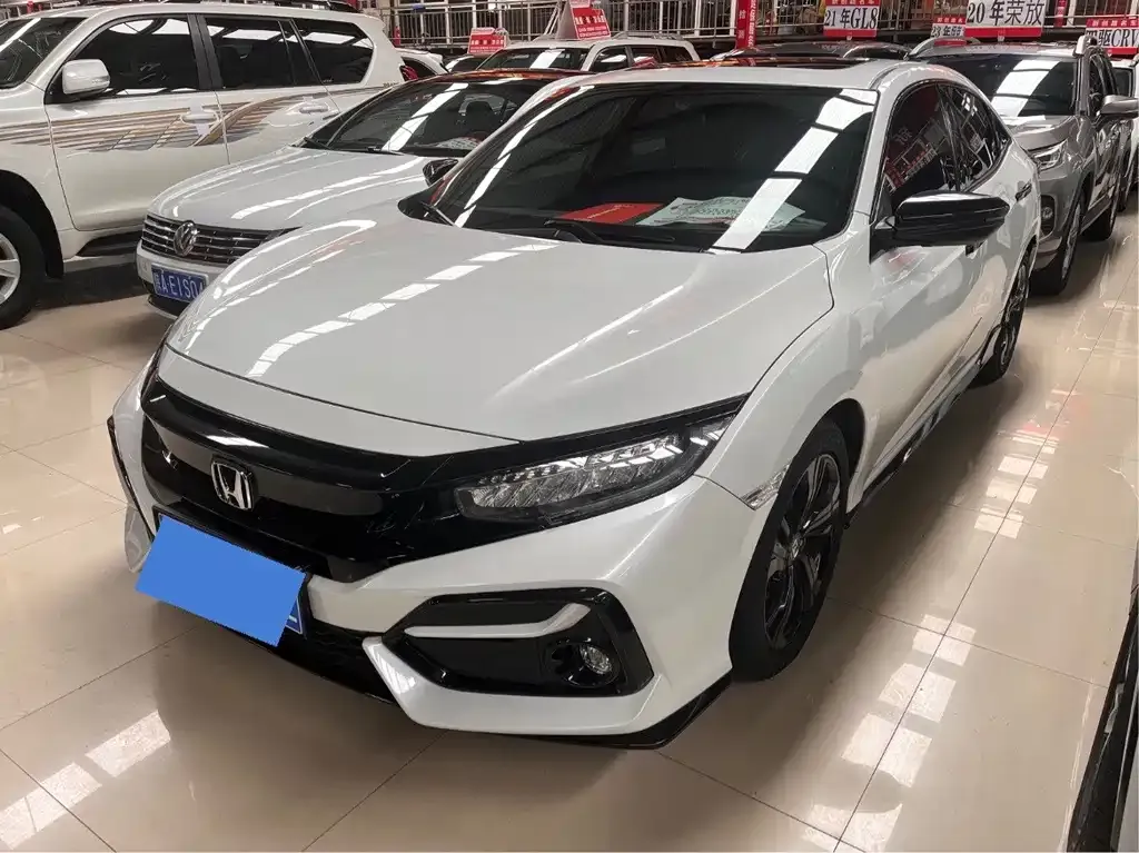 Honda Civic — фото 1