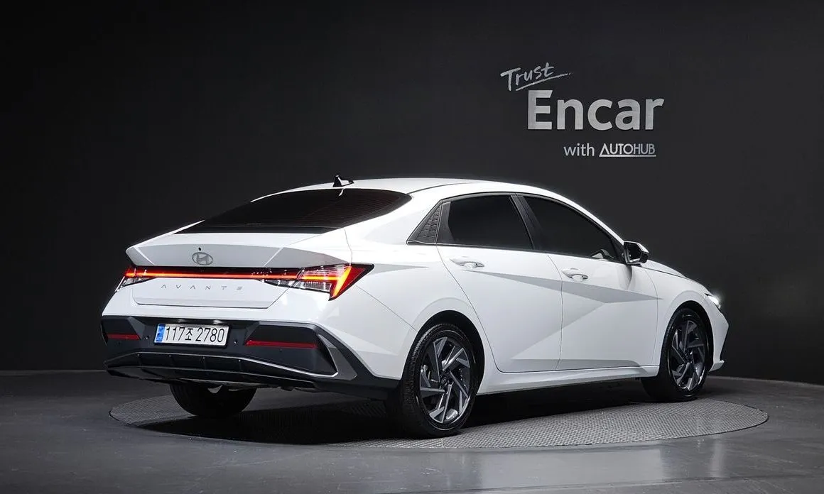 Hyundai AVANTE — фото 2