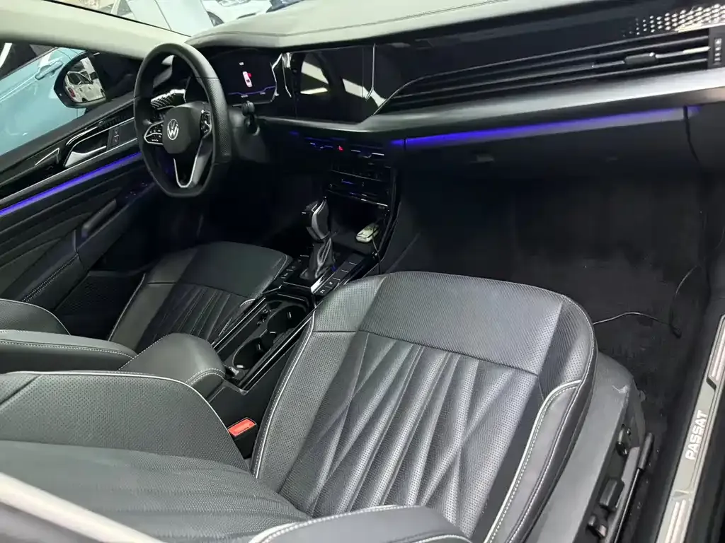 Volkswagen Passat — фото 6