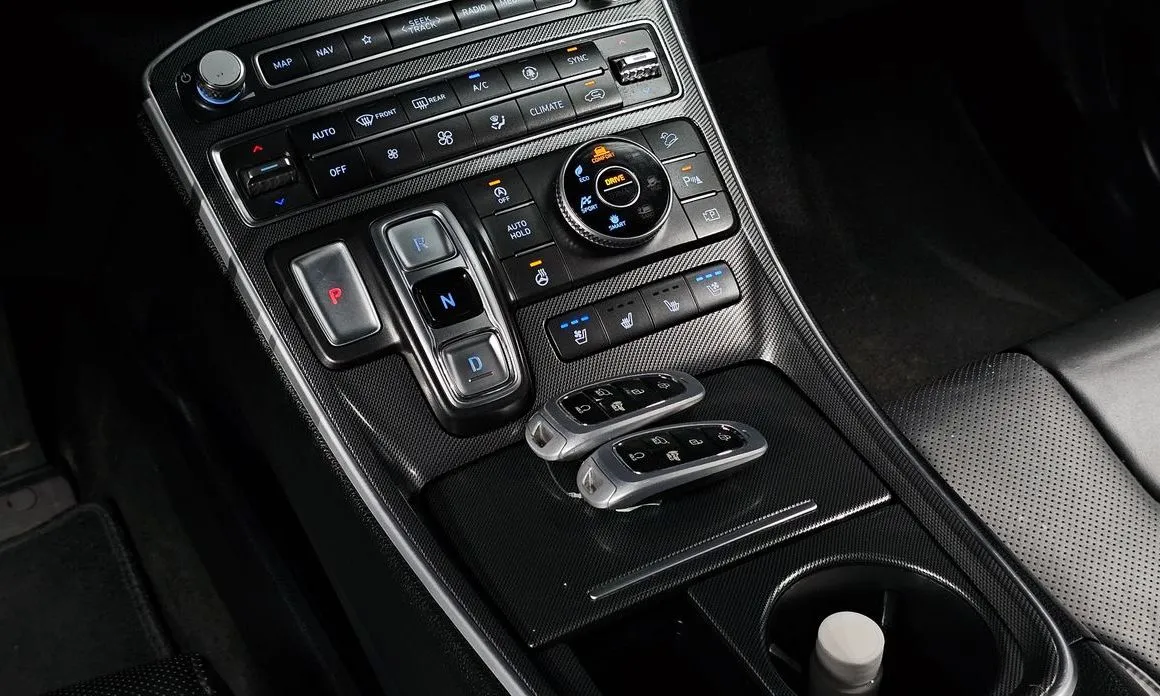Hyundai Santafe — фото 8