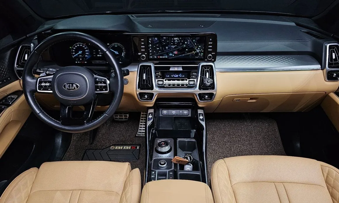Kia Sorento — фото 10