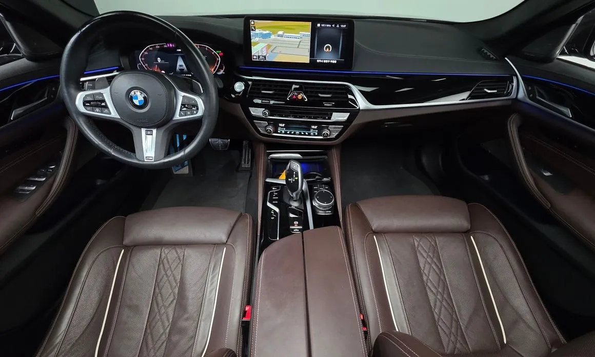 BMW 5-Series — фото 10