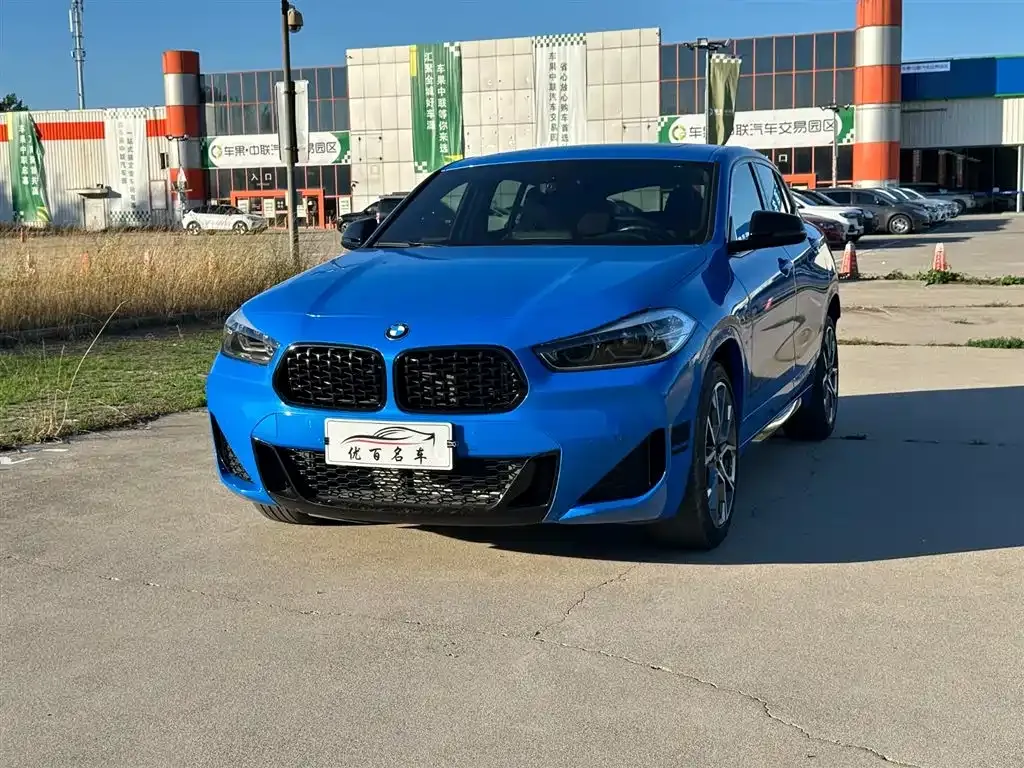 BMW X2 — фото 1