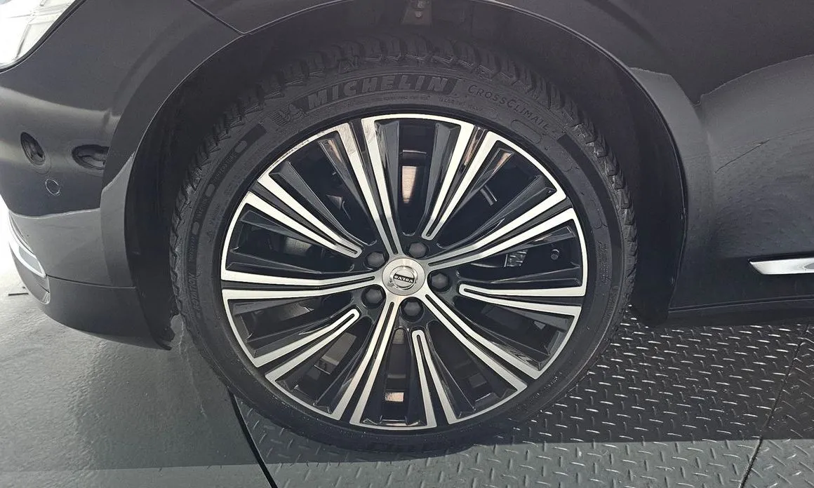 Volvo S90 2023 из KR, фото 4