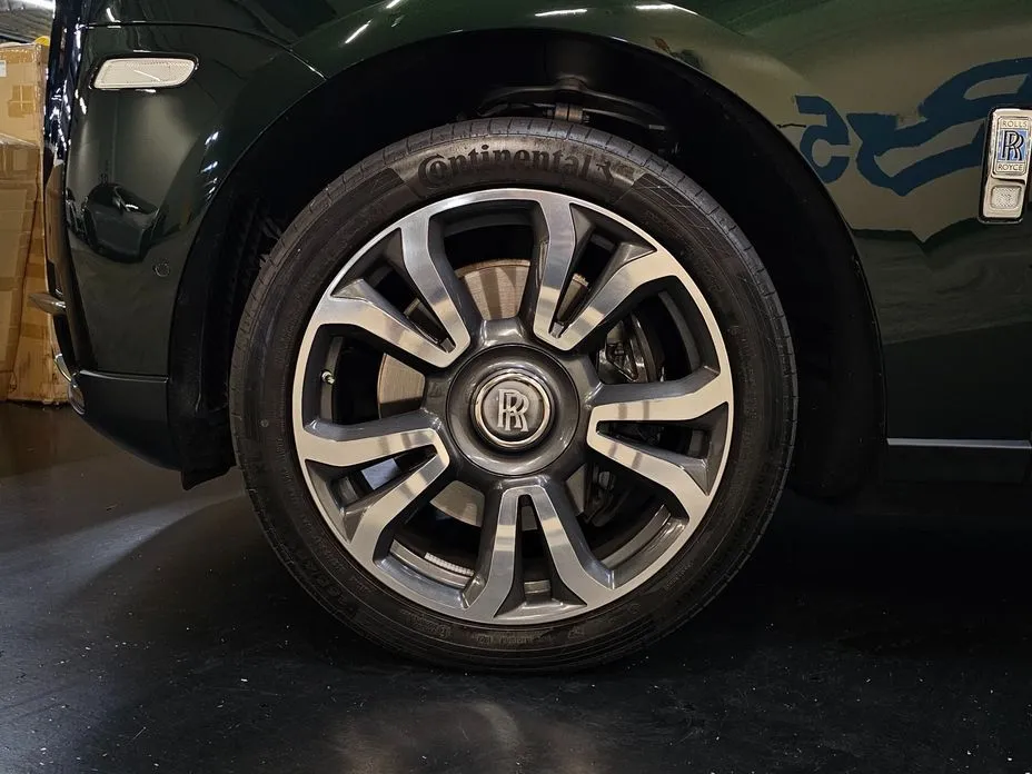 Rolls-Royce Cullinan 2024 из KR, фото 9