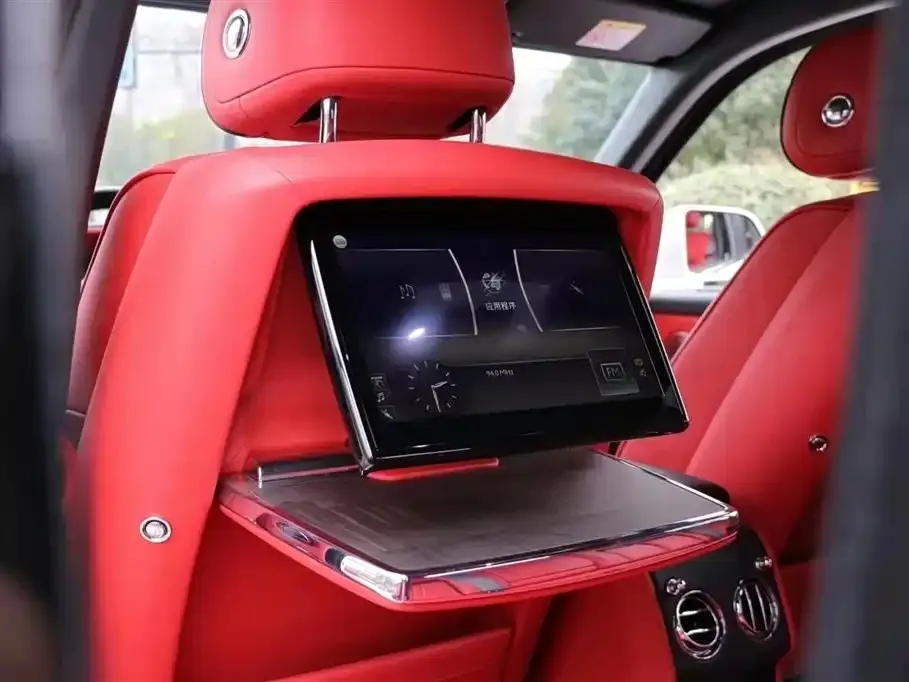 Rolls-Royce Cullinan 2021 из CN, фото 2