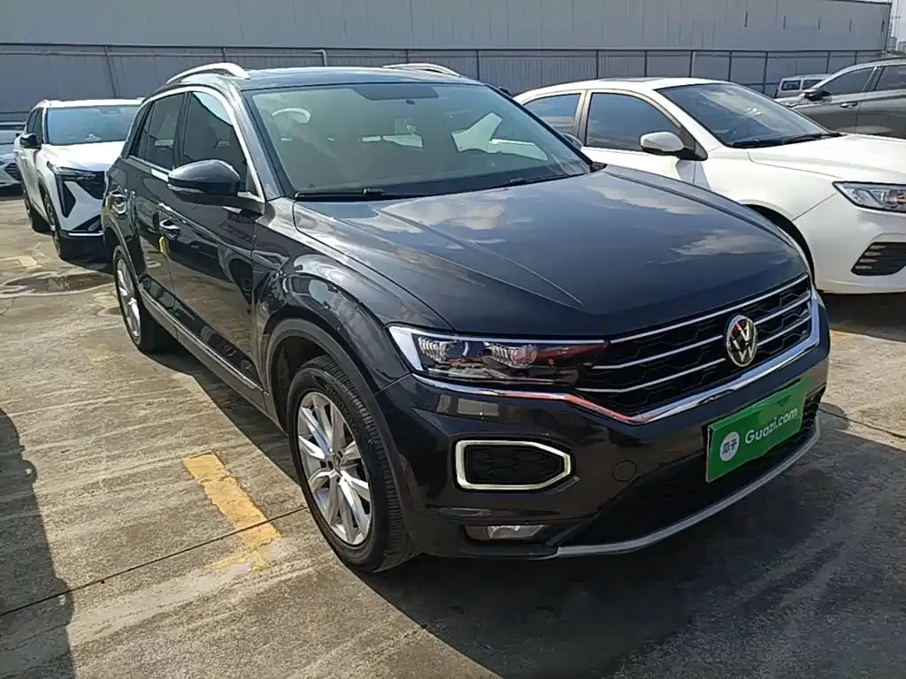 Volkswagen T-Roc — фото 4