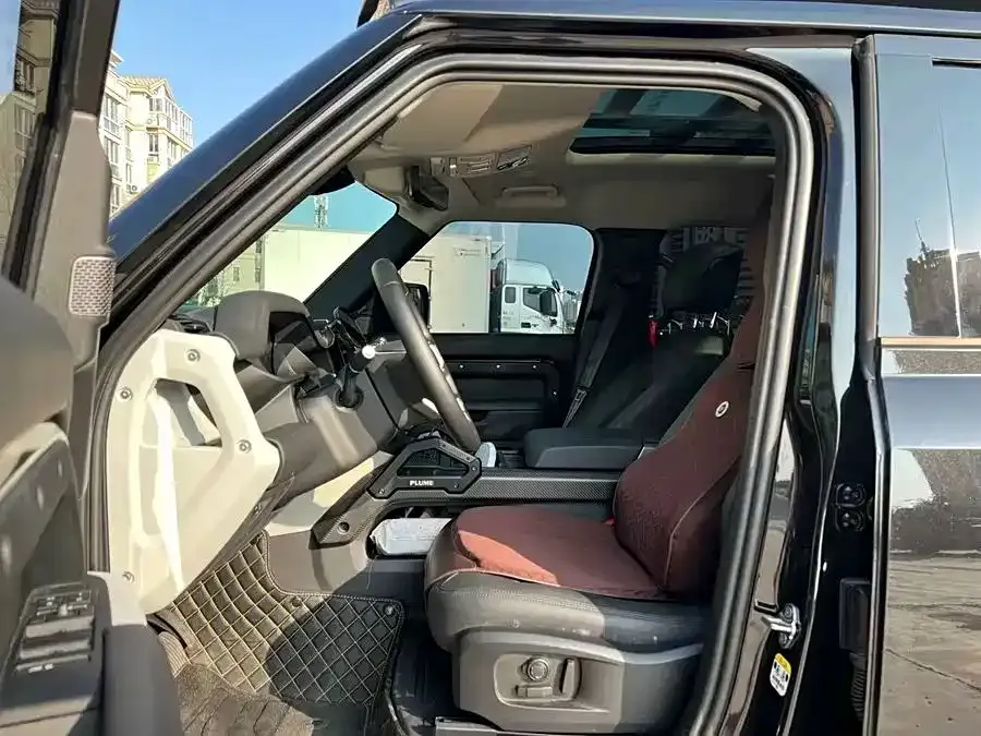Land Rover Defender — фото 6