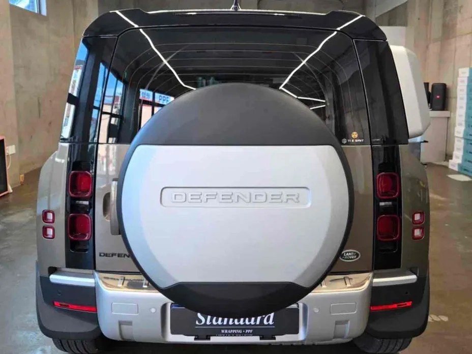 Land Rover Defender — фото 4