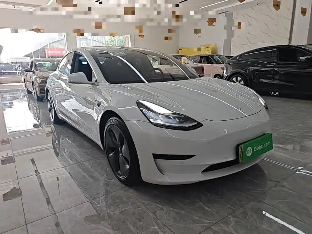 Tesla Model 3 — фото 2