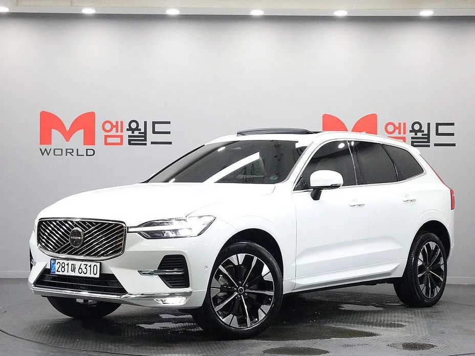 Volvo XC60 — фото 1