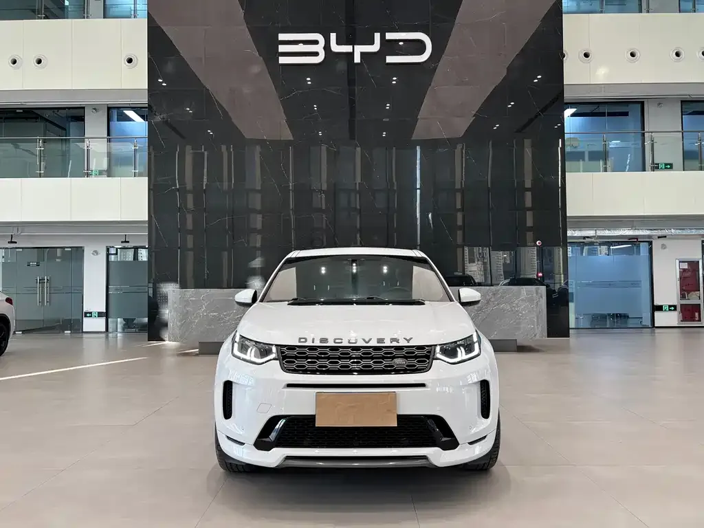 Land Rover Discovery Sport — фото 2