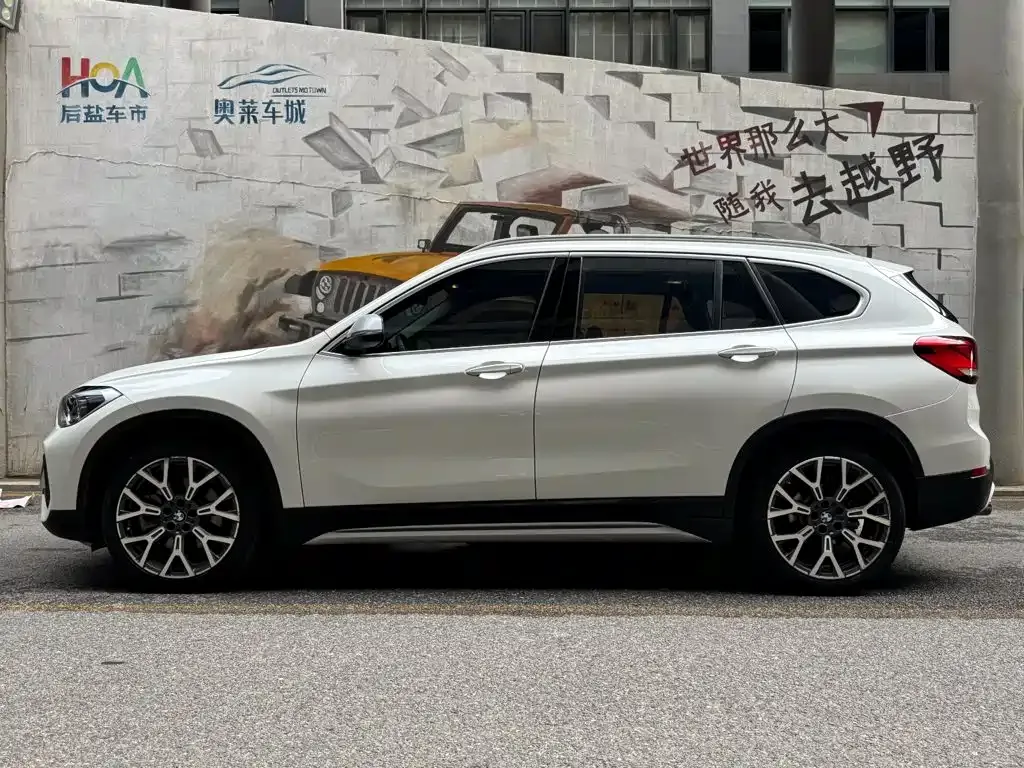 BMW X1 — фото 10