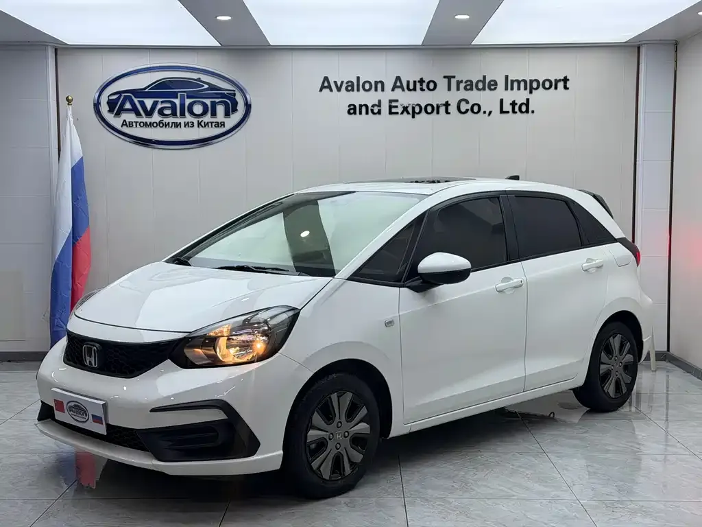 Honda Fit — фото 1