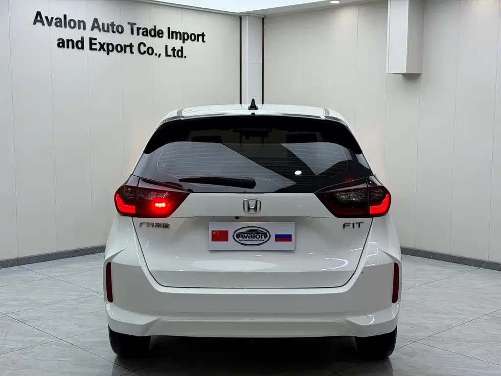 Honda Fit — фото 2
