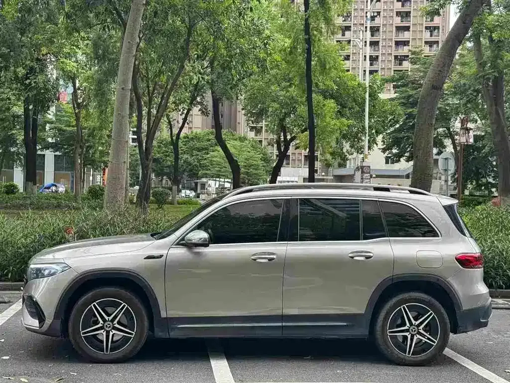 Mercedes-Benz EQB 2022 из CN, фото 10
