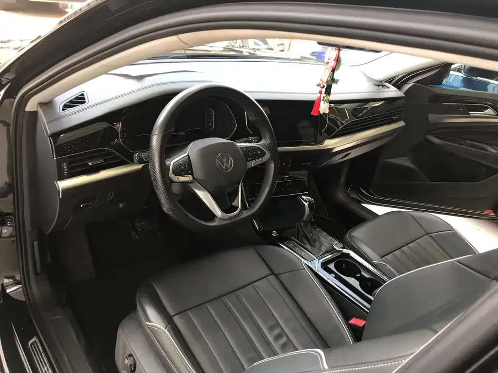 Volkswagen Passat — фото 3