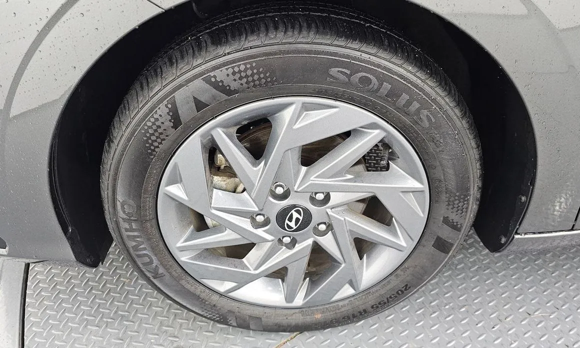 Hyundai AVANTE — фото 10