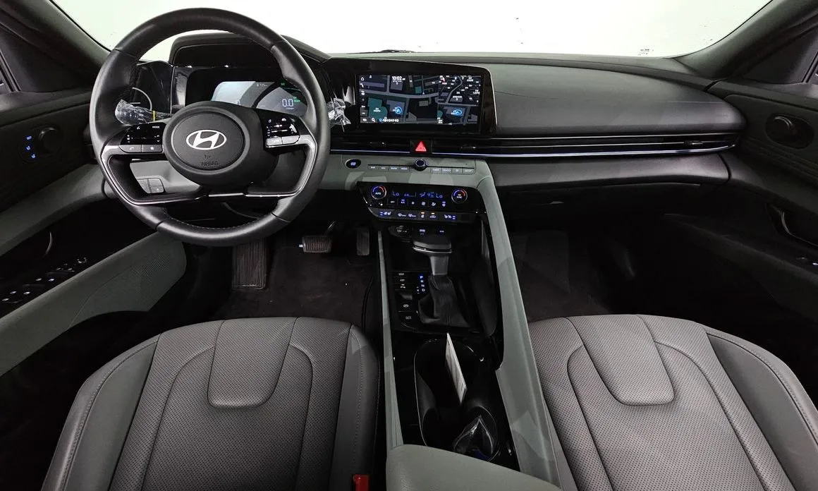 Hyundai AVANTE — фото 9