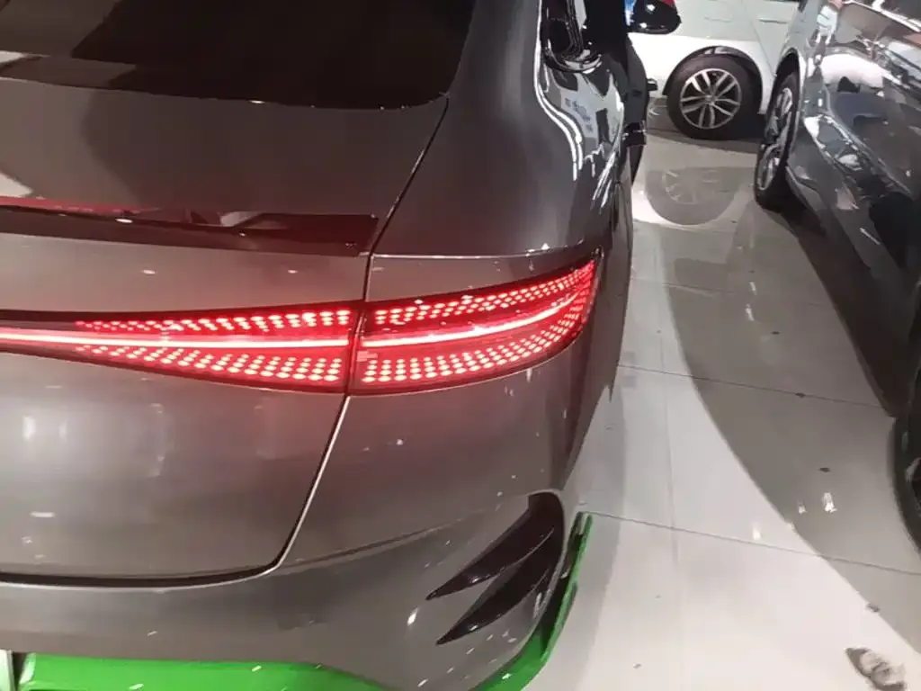 BYD Seal — фото 4