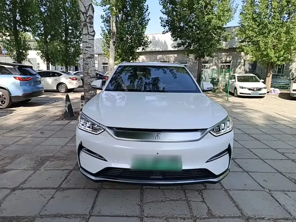 BYD PLUS New Energy — фото 3