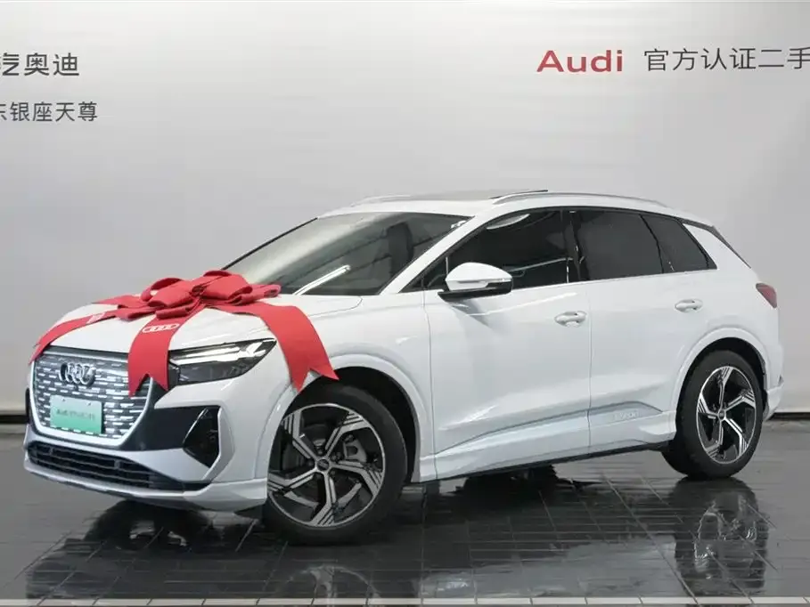 Audi Q4 e-tron — фото 6