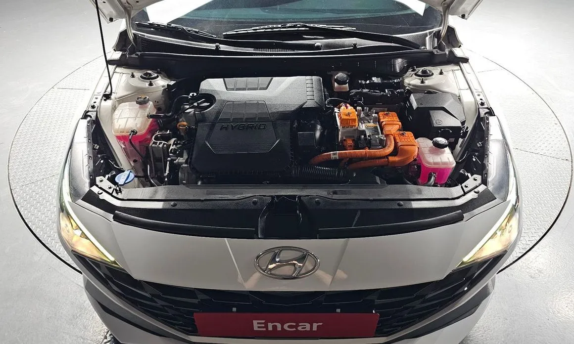 Hyundai AVANTE — фото 3