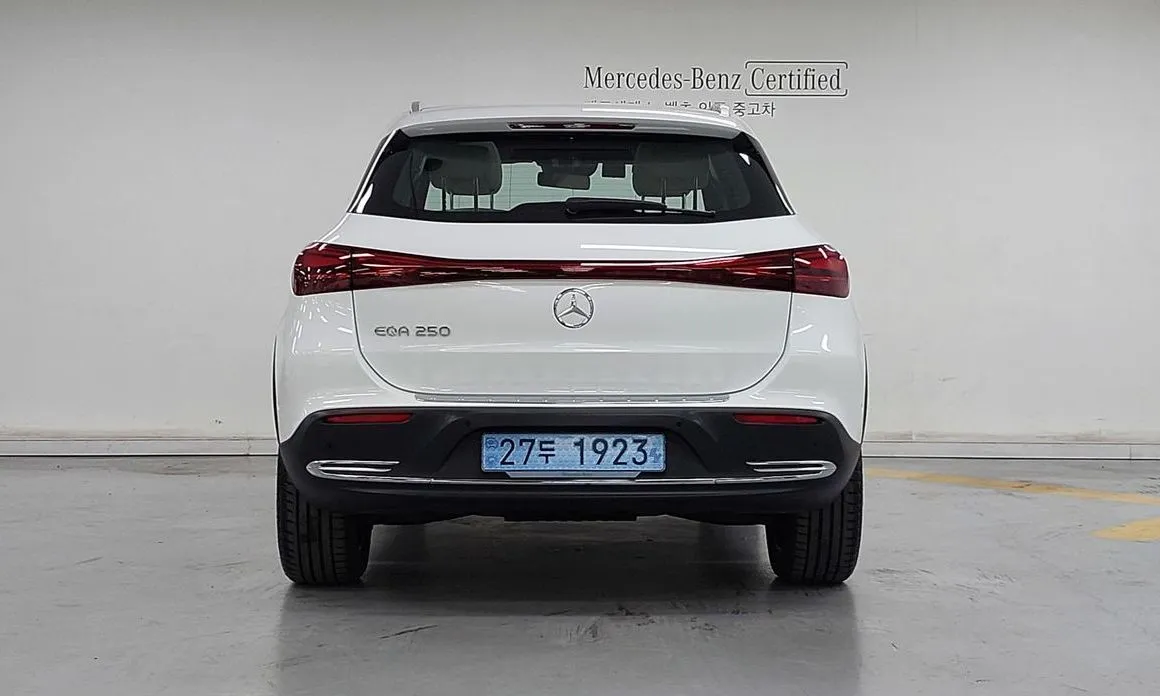Mercedes-Benz EQA — фото 2