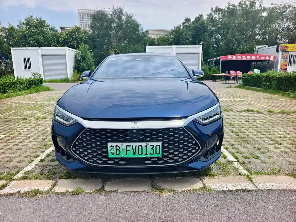 BYD Han — фото 1