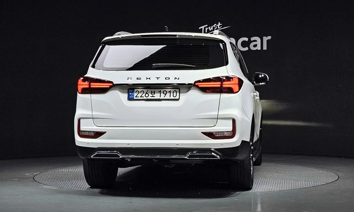 KG Mobility (Ssangyong) Rexton — фото 10