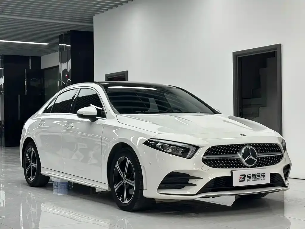 Mercedes-Benz A-Class — фото 9