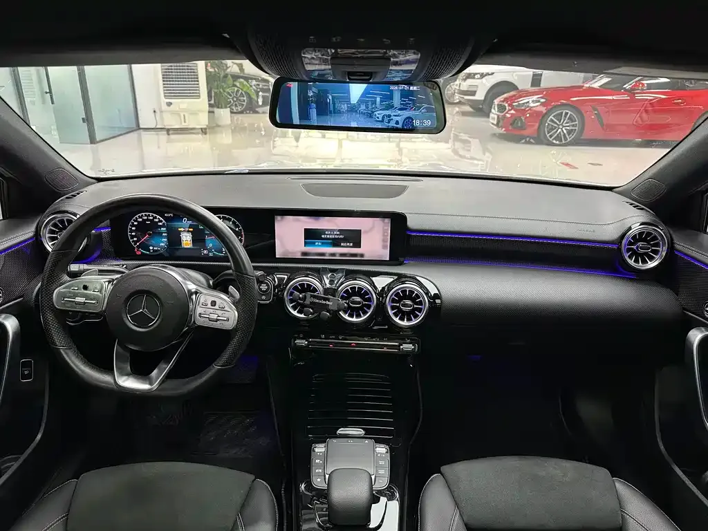Mercedes-Benz A-Class — фото 10