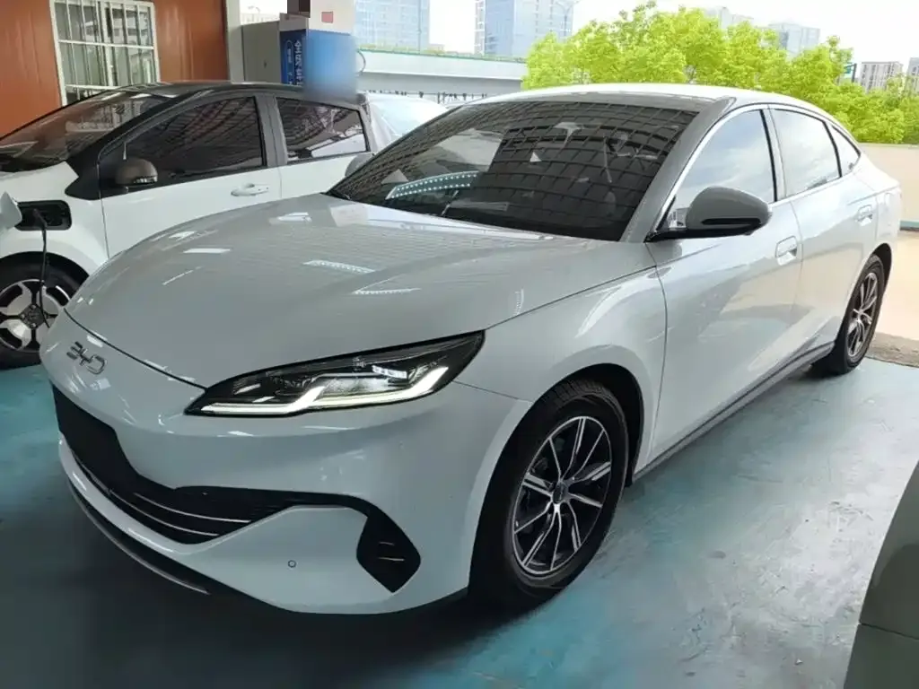 BYD Seal 06