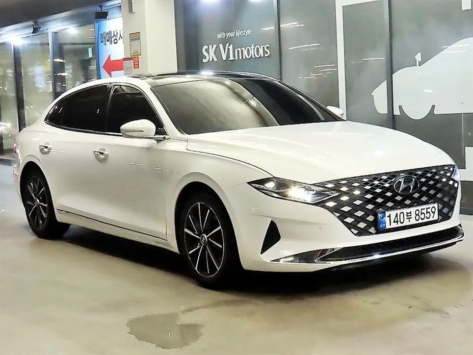 Hyundai Grandeur — фото 1