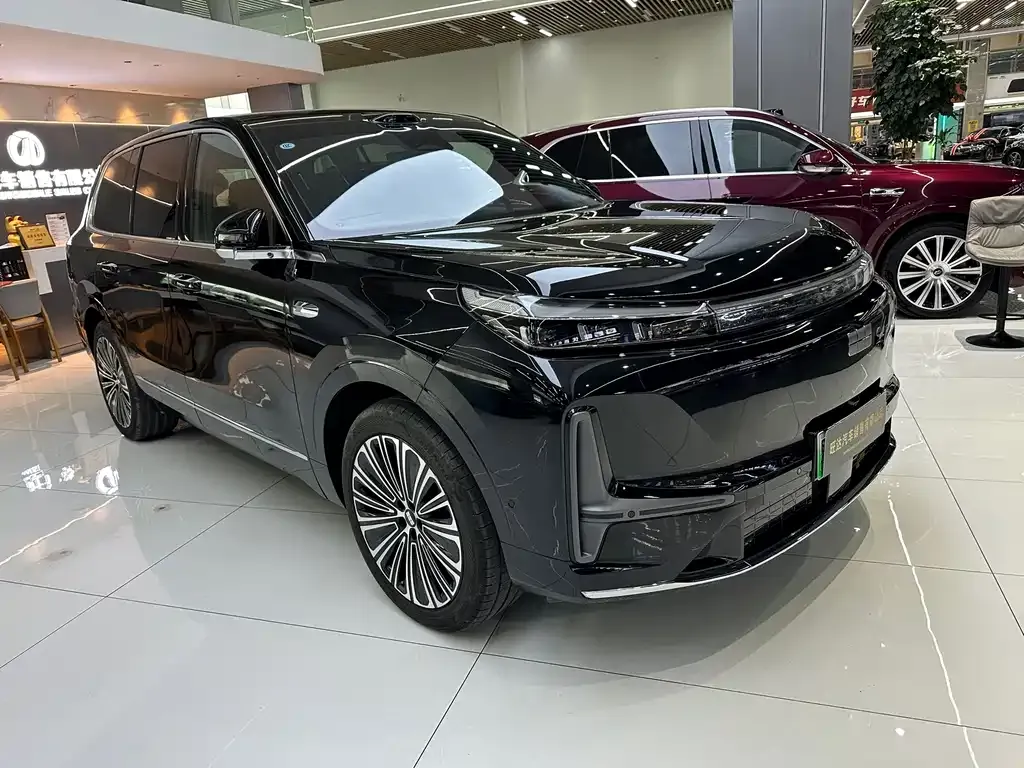Geely Galaxy M9 — фото 5